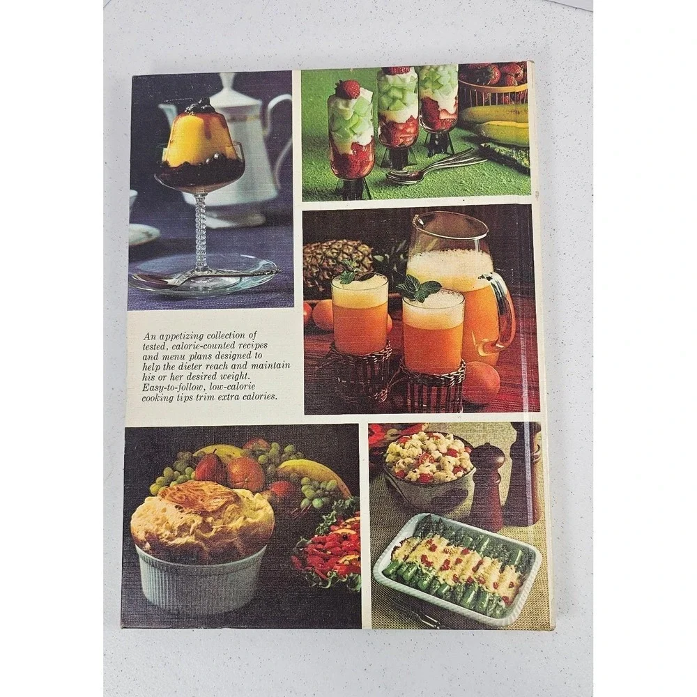Better Homes and Gardens Calorie Counters Cookbook 1970‎ Vintage W/ Color Photos
